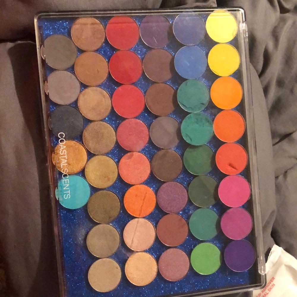 Custom eyeshadow